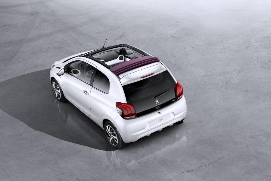  Peugeot 108 5-Door 2014 года  (фото 17 из 33)